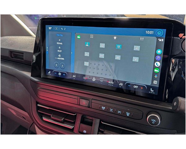 Modul-Connect®️ nu integrerat i OEM-infotainmentsystem
