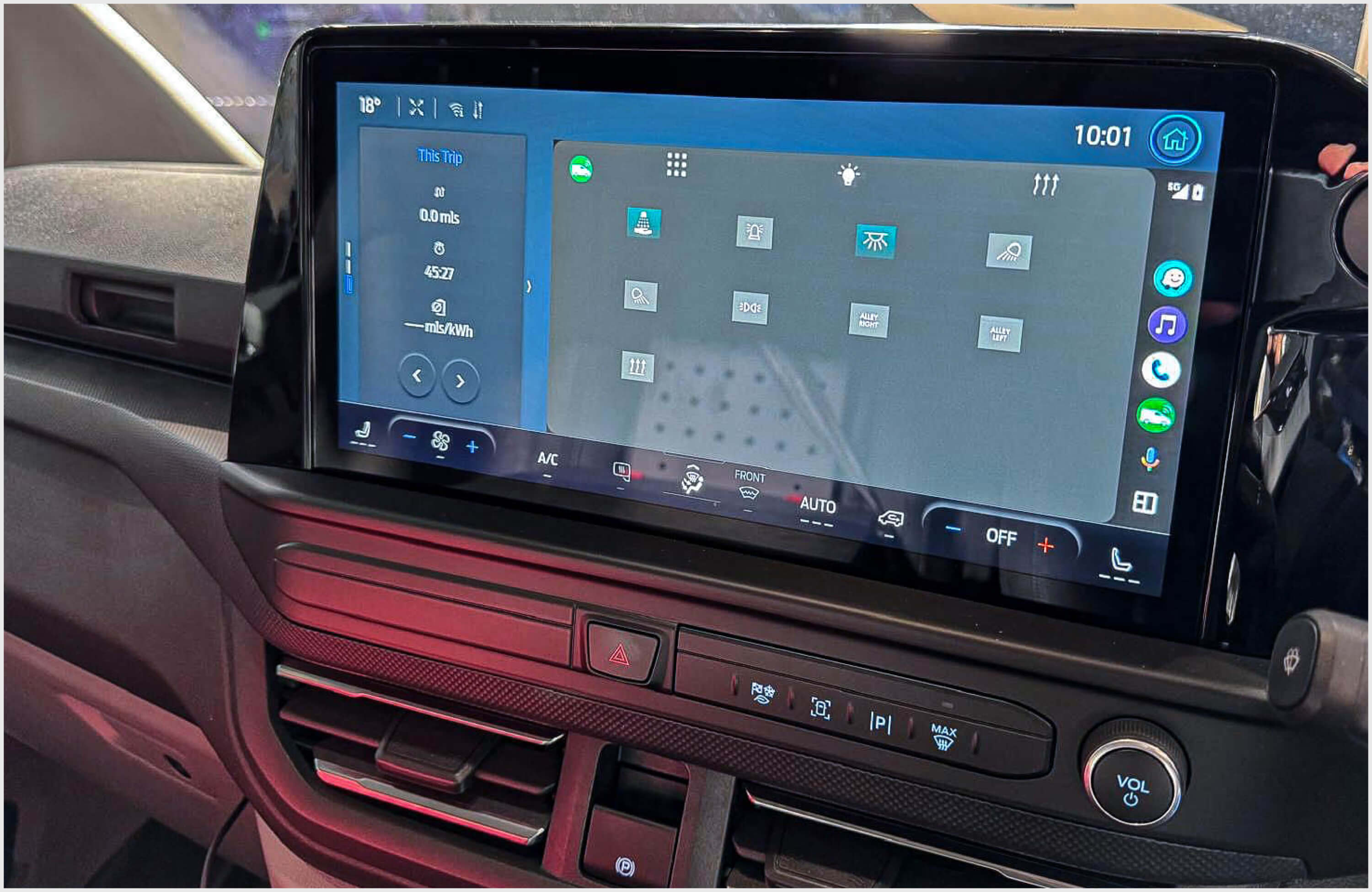 Modul-Connect®️ nu integrerat i OEM-infotainmentsystem
